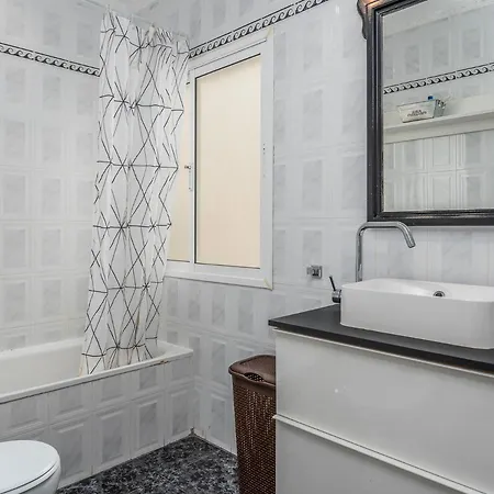 Adeje Апартаменты